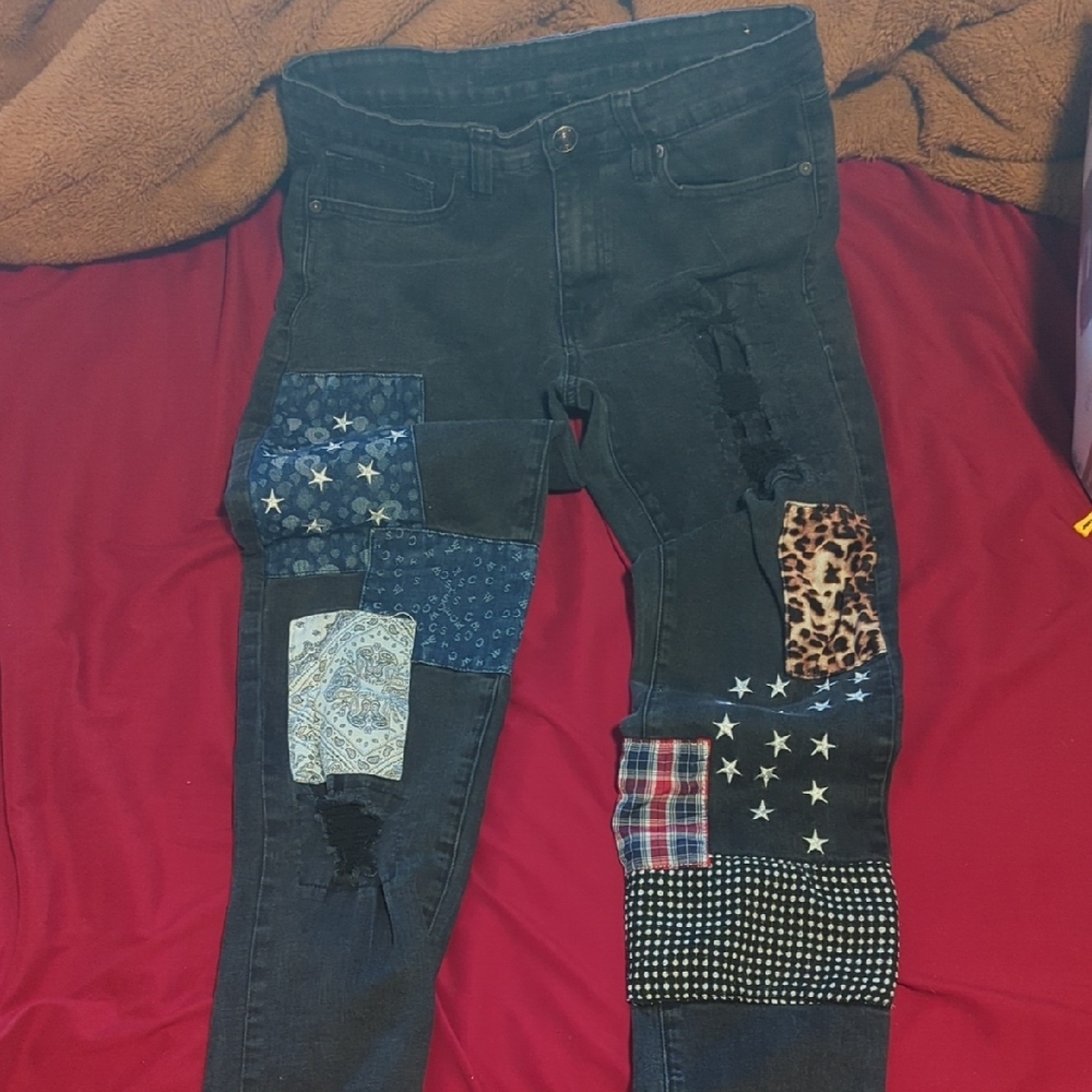 Rue21 Premium Skinny Supreme Flex Distressed Jeans with patches. 